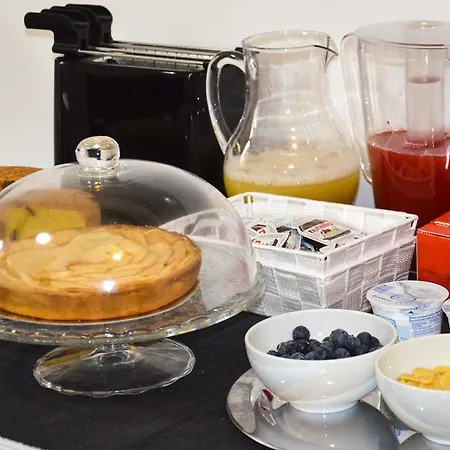 Good Life Via Veneto